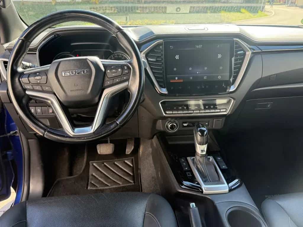 Isuzu D-Max Double Cab 4WD V-CROSS 02/2021-photo-15