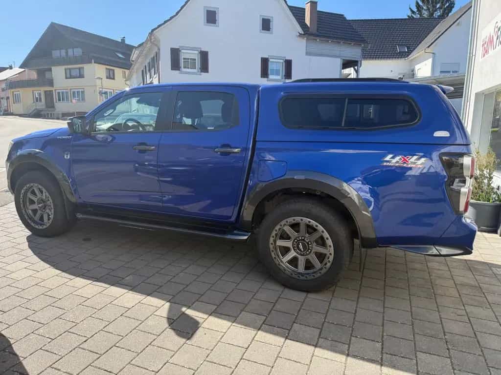 Isuzu D-Max Double Cab 4WD V-CROSS 02/2021-photo-3