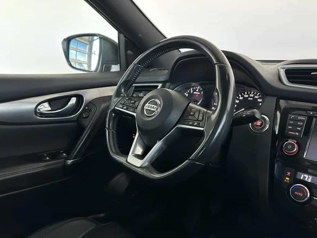 Nissan Qashqai Tekna+ 1.6|NAVI| PANO|BOSE|LEDER|AHK|360 01/2018-photo-12