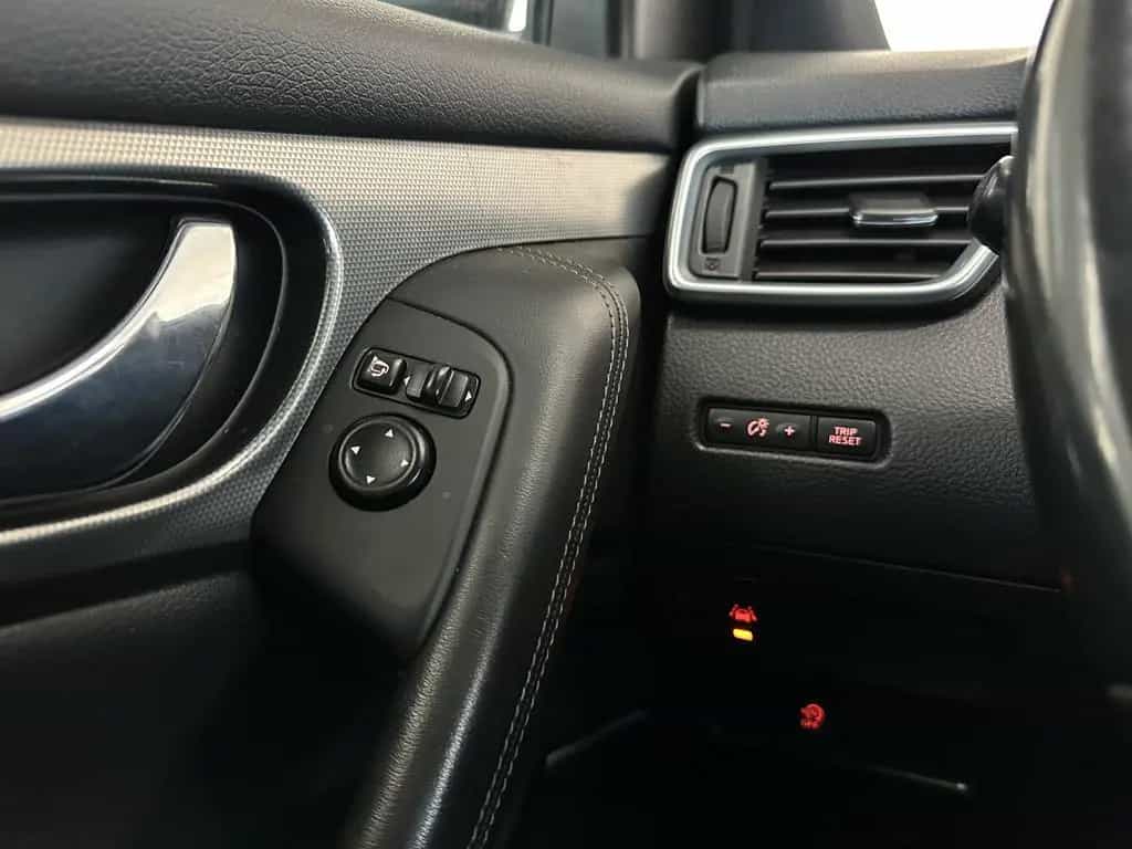 Nissan Qashqai Tekna+ 1.6|NAVI| PANO|BOSE|LEDER|AHK|360 01/2018-photo-17