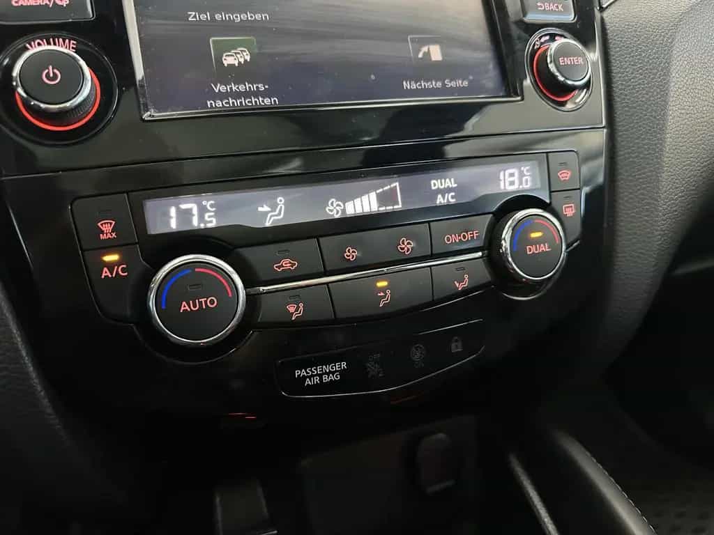 Nissan Qashqai Tekna+ 1.6|NAVI| PANO|BOSE|LEDER|AHK|360 01/2018-photo-20