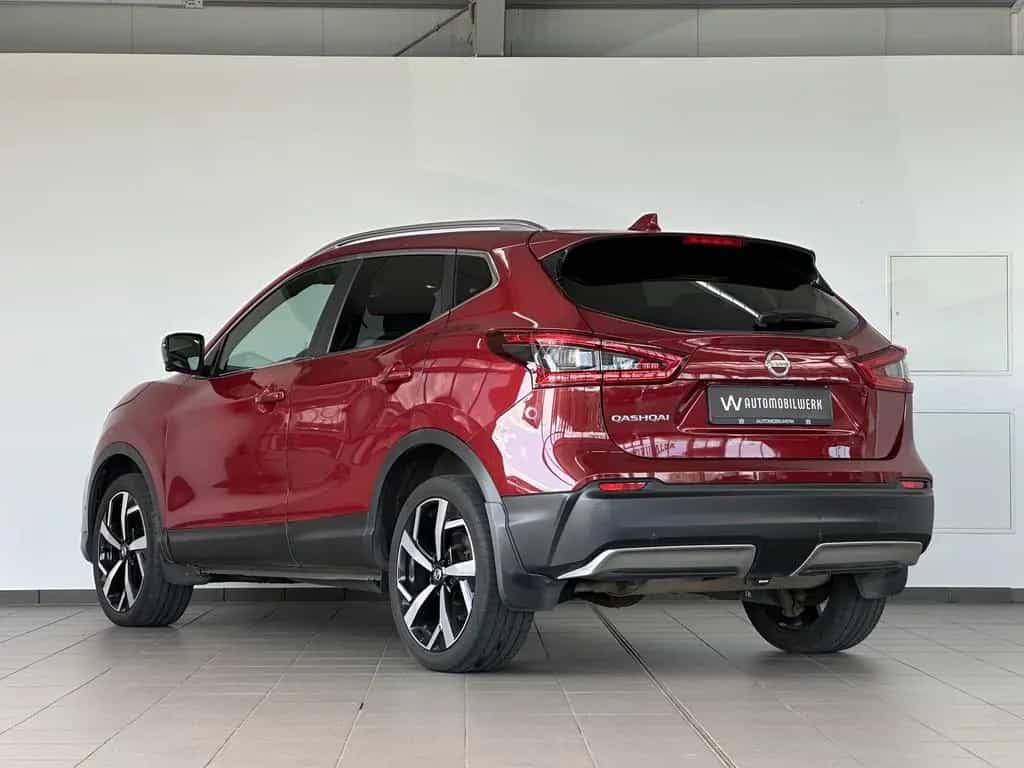 Nissan Qashqai Tekna+ 1.6|NAVI| PANO|BOSE|LEDER|AHK|360 01/2018-photo-5