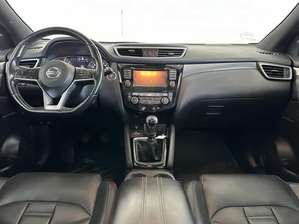 Nissan Qashqai Tekna+ 1.6|NAVI| PANO|BOSE|LEDER|AHK|360 01/2018-photo-9