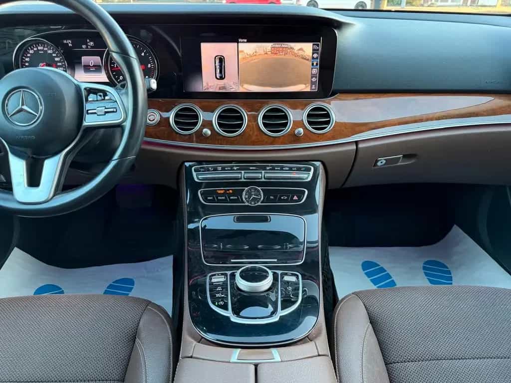 Mercedes-Benz E 220 d Avantgarde MEMORY/360°KAMERA/KEYLESSGO 08/2018-photo-16