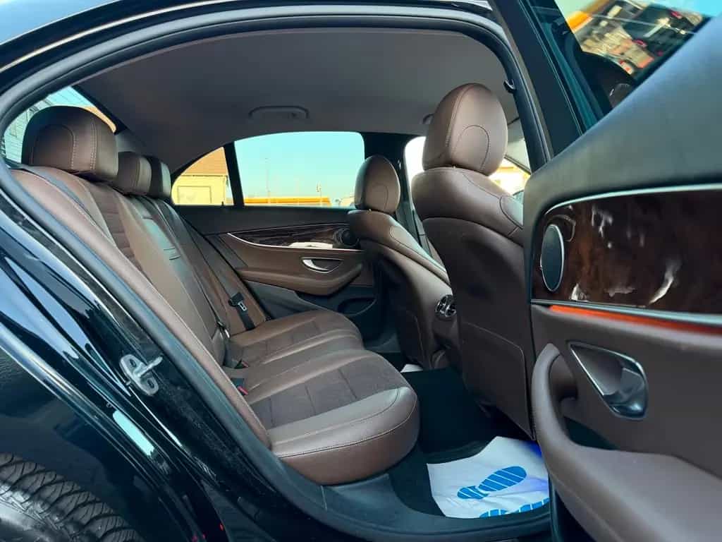 Mercedes-Benz E 220 d Avantgarde MEMORY/360°KAMERA/KEYLESSGO 08/2018-photo-21