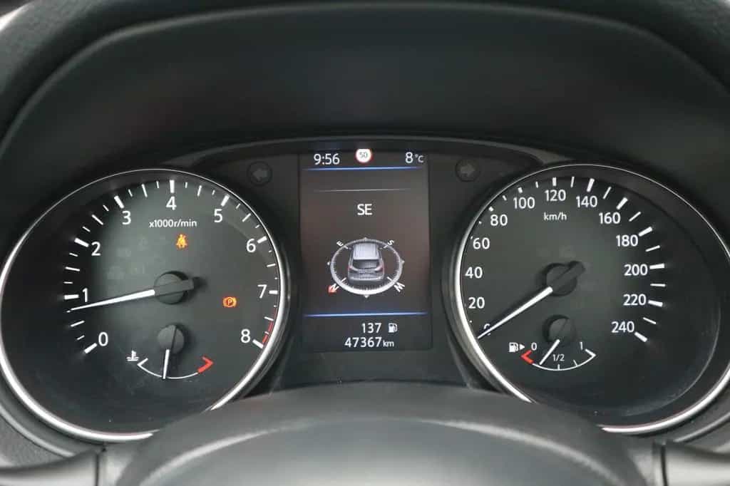 Nissan Qashqai N-Connecta *2.HAND/PANO/360°/NAVI/AHK* 12/2019-photo-12