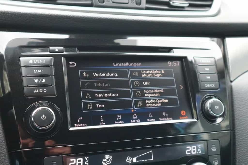 Nissan Qashqai N-Connecta *2.HAND/PANO/360°/NAVI/AHK* 12/2019-photo-16
