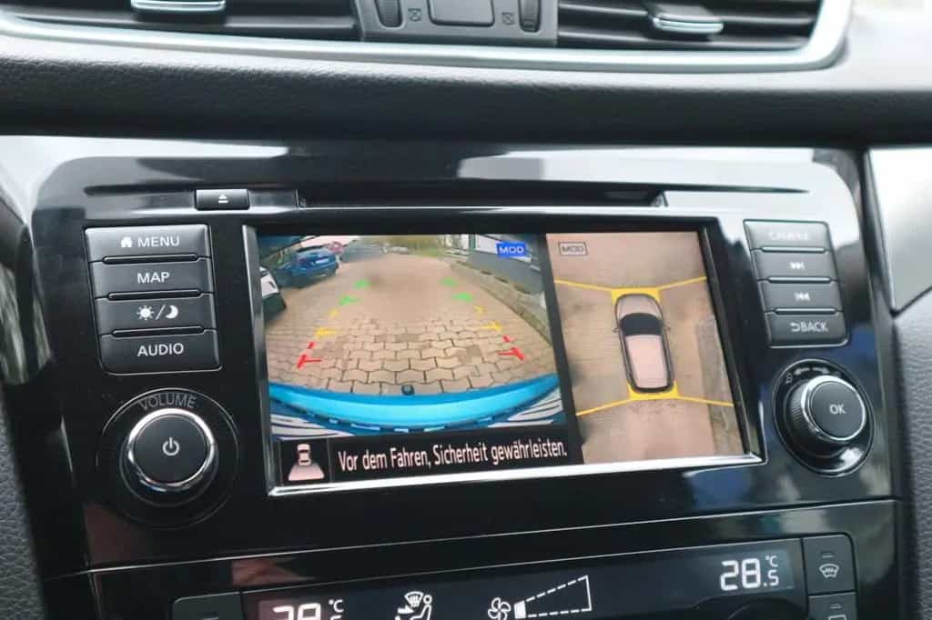 Nissan Qashqai N-Connecta *2.HAND/PANO/360°/NAVI/AHK* 12/2019-photo-18