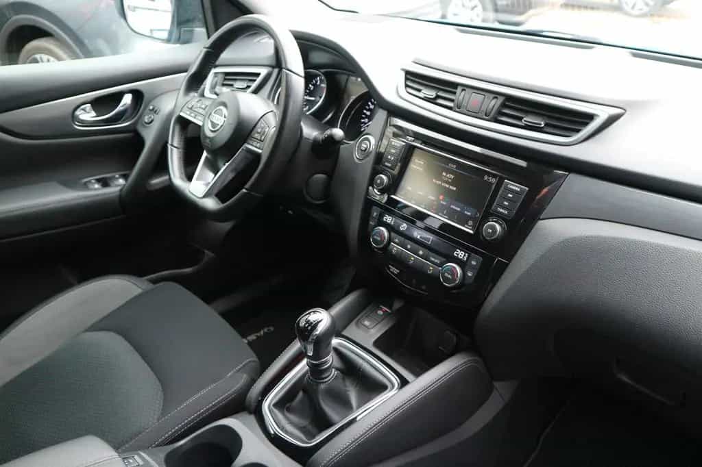 Nissan Qashqai N-Connecta *2.HAND/PANO/360°/NAVI/AHK* 12/2019-photo-26