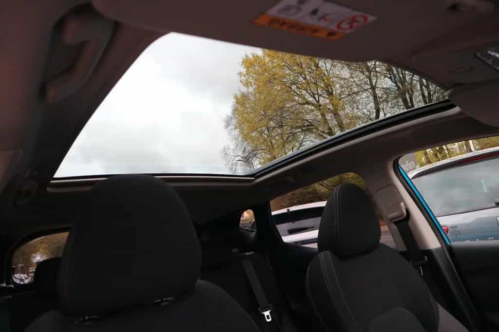 Nissan Qashqai N-Connecta *2.HAND/PANO/360°/NAVI/AHK* 12/2019-photo-27