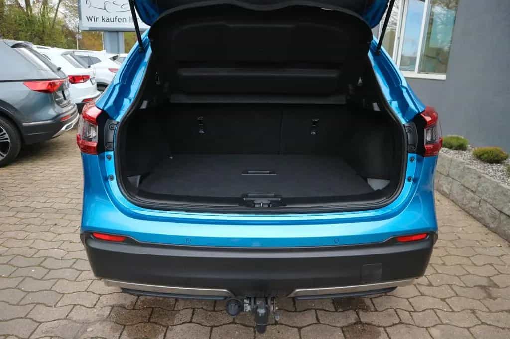 Nissan Qashqai N-Connecta *2.HAND/PANO/360°/NAVI/AHK* 12/2019-photo-28