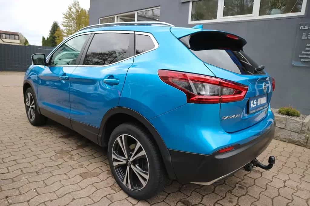 Nissan Qashqai N-Connecta *2.HAND/PANO/360°/NAVI/AHK* 12/2019-photo-3