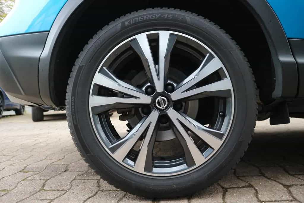 Nissan Qashqai N-Connecta *2.HAND/PANO/360°/NAVI/AHK* 12/2019-photo-30
