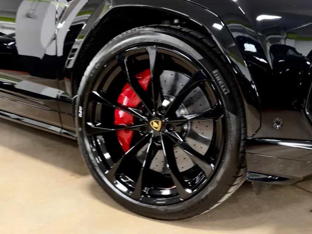 Lamborghini Urus SE MASSAGE HEADUP B&O PANO STYLEPACK FULL null-photo-12