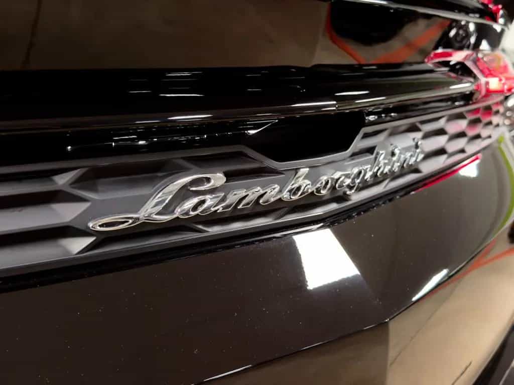 Lamborghini Urus SE MASSAGE HEADUP B&O PANO STYLEPACK FULL null-photo-13