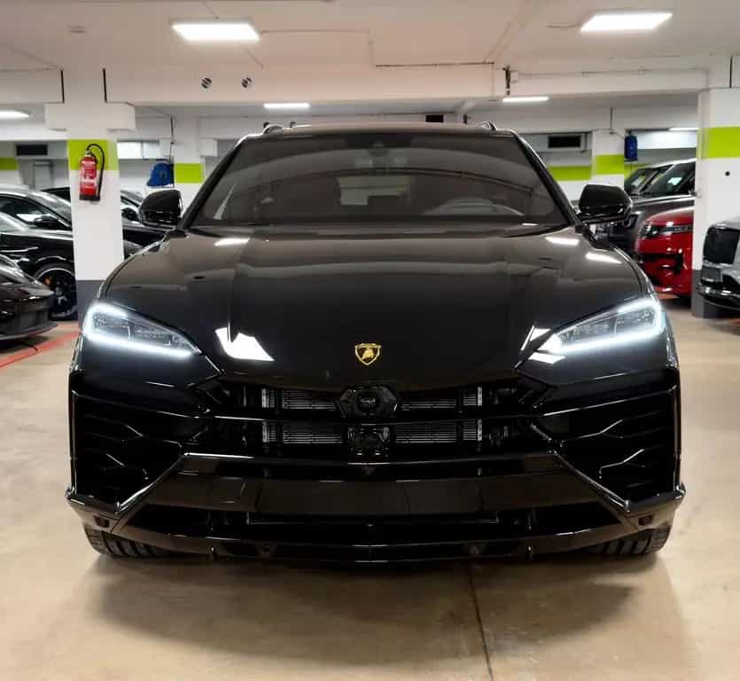Lamborghini Urus SE MASSAGE HEADUP B&O PANO STYLEPACK FULL null-photo-2