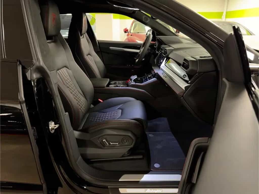 Lamborghini Urus SE MASSAGE HEADUP B&O PANO STYLEPACK FULL null-photo-29