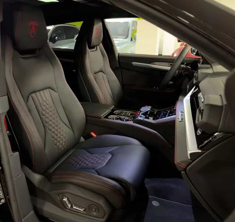 Lamborghini Urus SE MASSAGE HEADUP B&O PANO STYLEPACK FULL null-photo-30