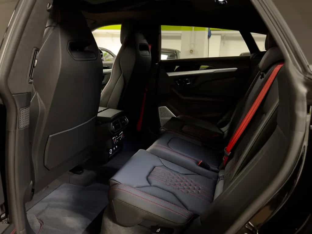 Lamborghini Urus SE MASSAGE HEADUP B&O PANO STYLEPACK FULL null-photo-37