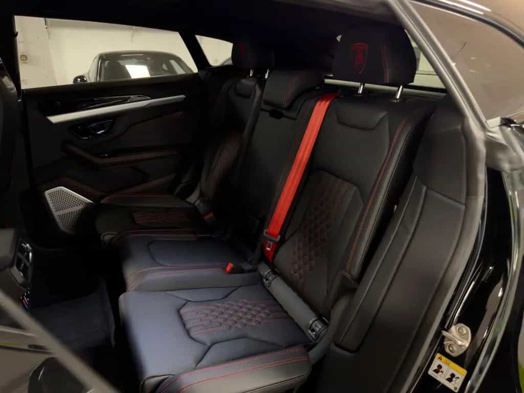 Lamborghini Urus SE MASSAGE HEADUP B&O PANO STYLEPACK FULL null-photo-38