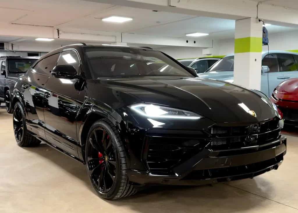 Lamborghini Urus SE MASSAGE HEADUP B&O PANO STYLEPACK FULL null-photo-6