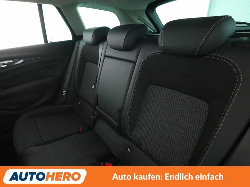 Opel Insignia Sports Tourer 1.5 SIDI Turbo INNOVATION 07/2018-photo-9