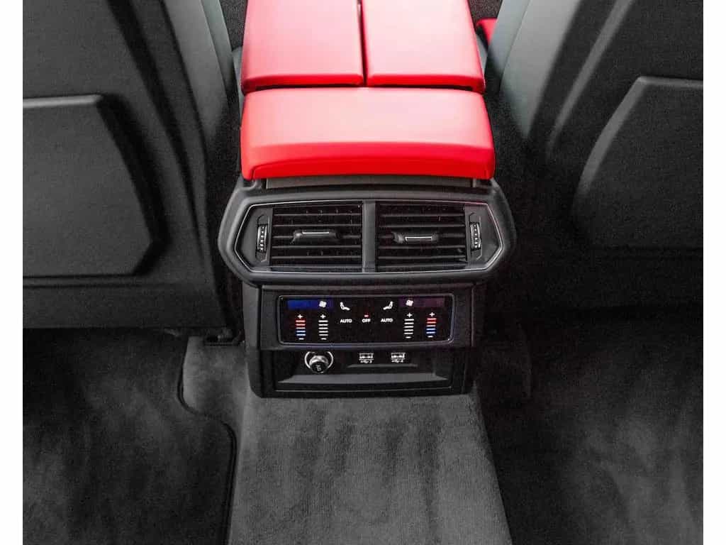 Lamborghini Urus 4.0 V8 Auto./PANO/23/360°/B&O/HUD/CARBON/VO 12/2021-photo-22