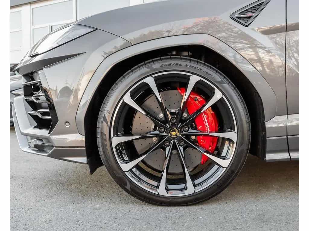 Lamborghini Urus 4.0 V8 Auto./PANO/23/360°/B&O/HUD/CARBON/VO 12/2021-photo-28