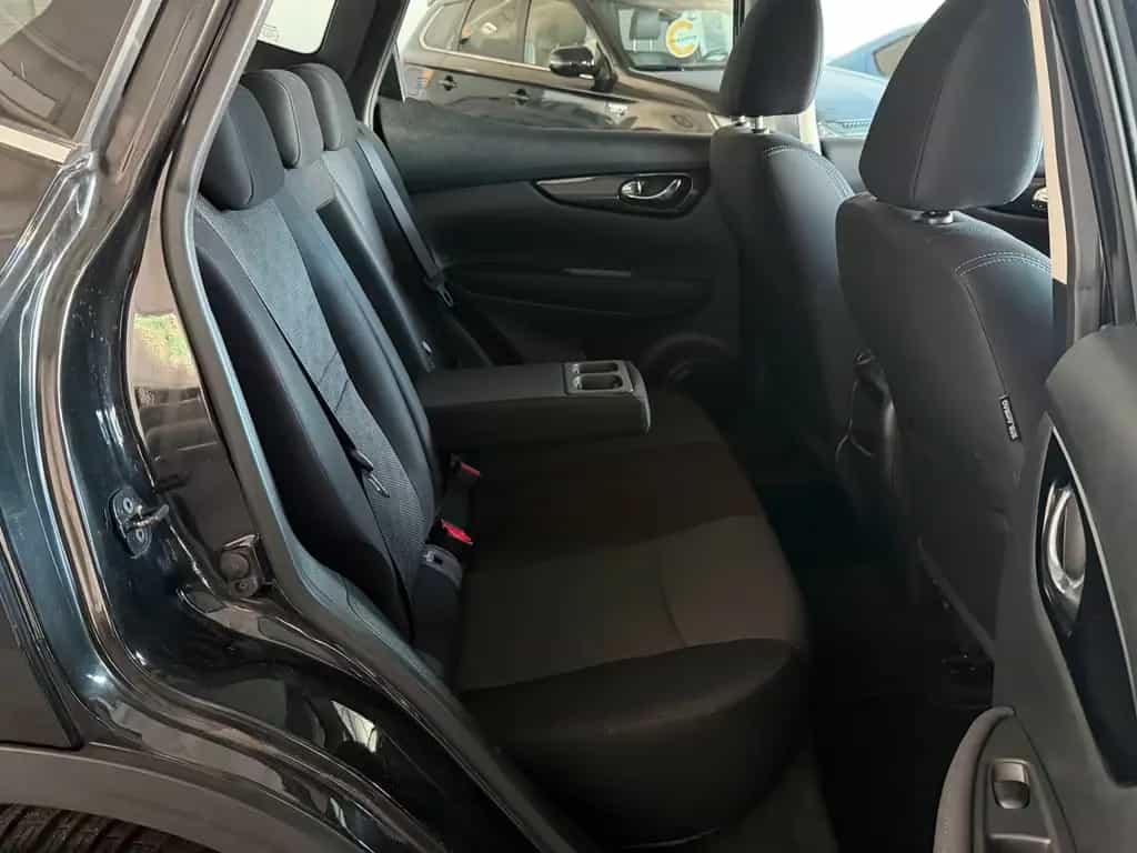 Nissan Qashqai 90 Tkm*360°Kamera*Navi* 01/2016-photo-26
