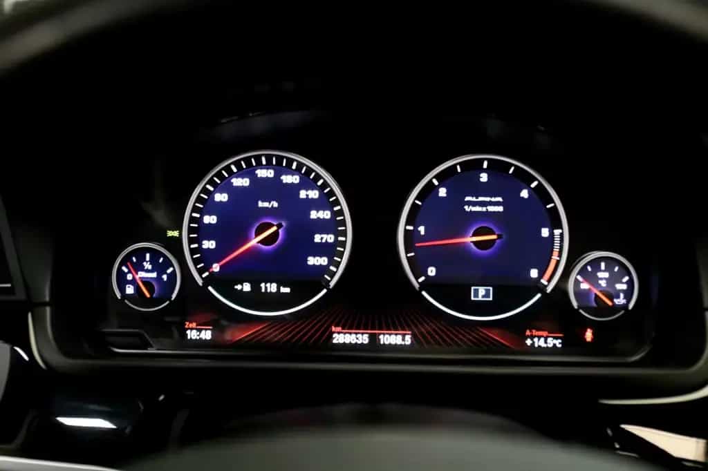 ALPINA D5 3.0 BiTurbo Individual 11/2011-photo-17