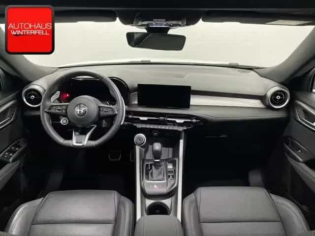 Alfa Romeo Tonale 1.5 VGT Hybrid VELOCE PANO+20Z+SITZKLIMA+ 06/2024-photo-2