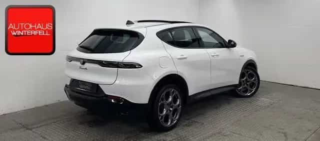Alfa Romeo Tonale 1.5 VGT Hybrid VELOCE PANO+20Z+SITZKLIMA+ 06/2024-photo-3