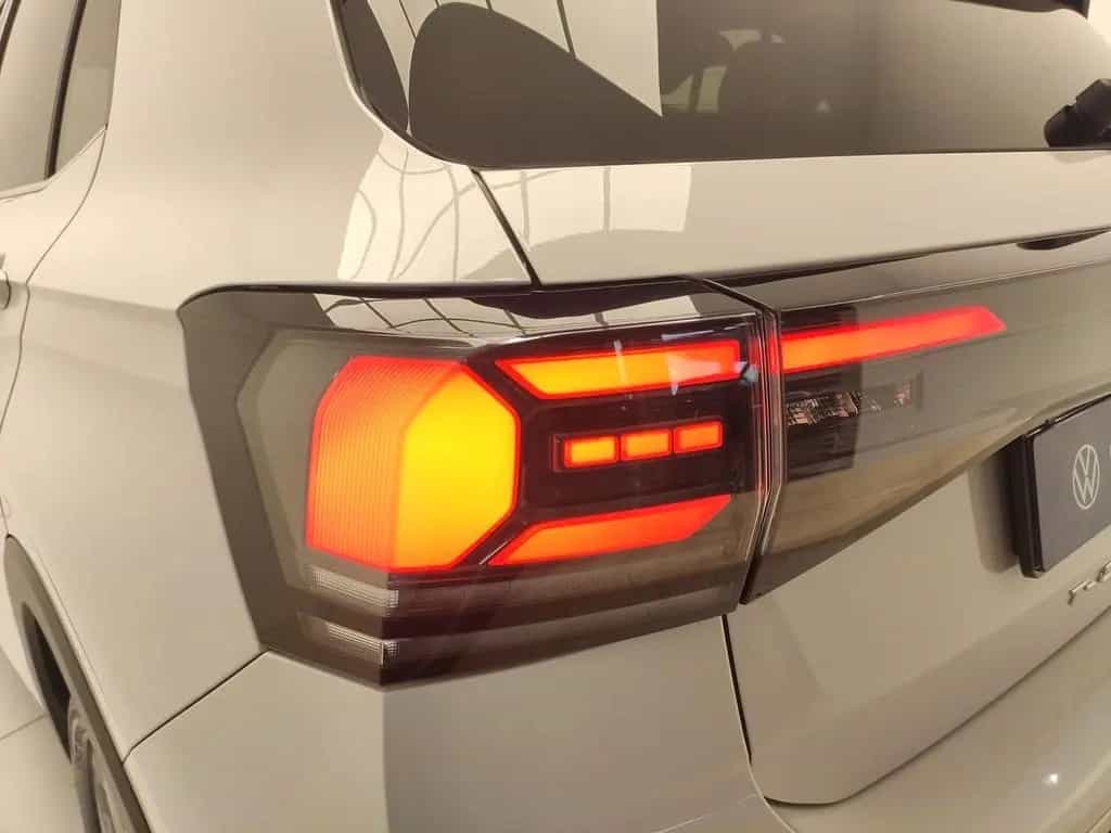 Other Volkswagen T-Cross 1.0 TSI 115 CV R-Line 02/2024-photo-12