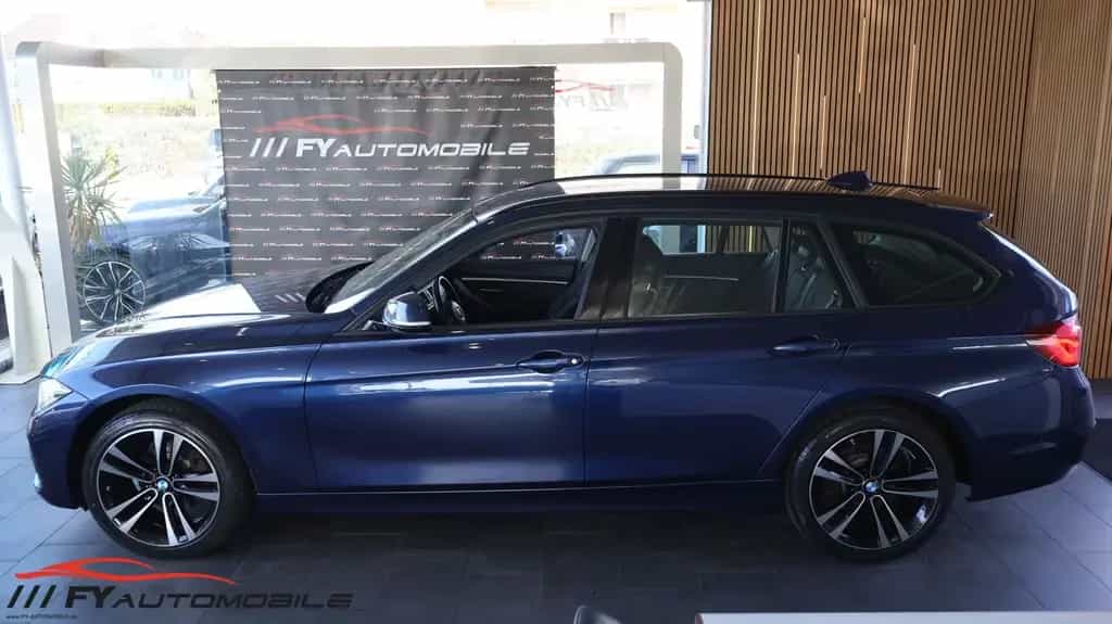 BMW 320 320 i Sport Line Shadow Head Up* Service Neu 10/2017-photo-1