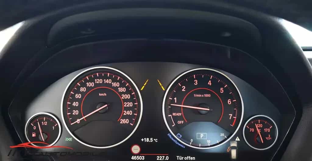 BMW 320 320 i Sport Line Shadow Head Up* Service Neu 10/2017-photo-19