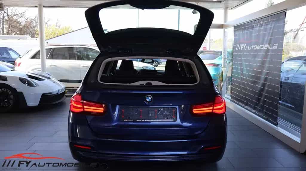 BMW 320 320 i Sport Line Shadow Head Up* Service Neu 10/2017-photo-4