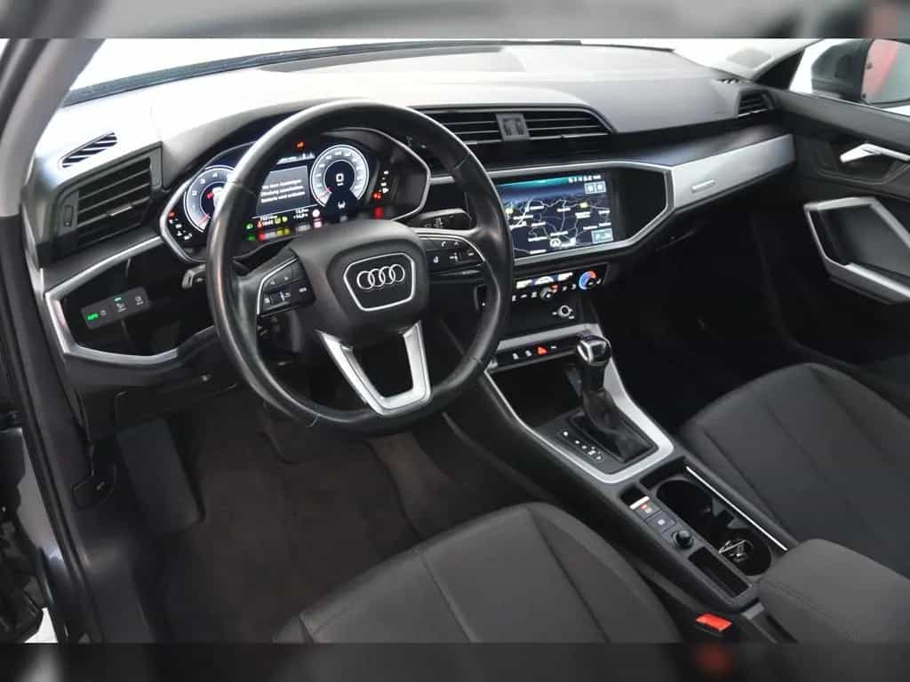 Audi Q3 S line 35TFSI Navi LED elektr.Heckklappe 08/2021-photo-4