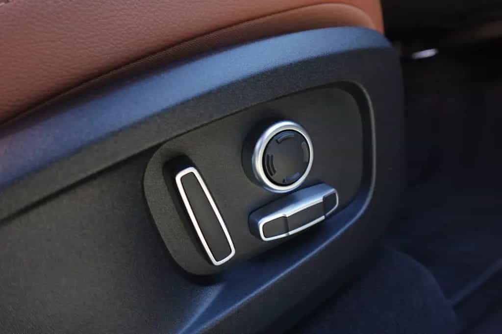 Jaguar F-Pace R-Dynamic S AWD 1-Hand +PANORAMA 05/2021-photo-15