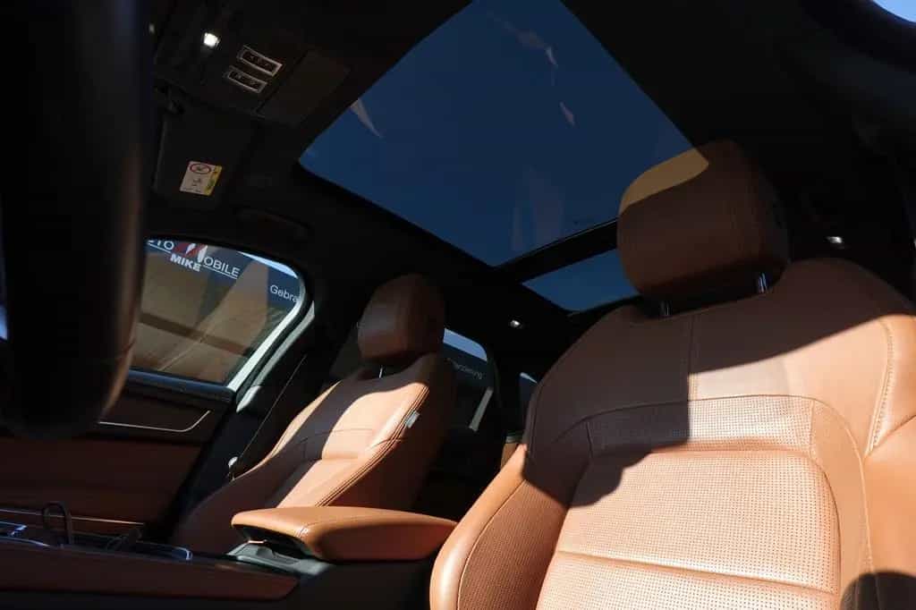 Jaguar F-Pace R-Dynamic S AWD 1-Hand +PANORAMA 05/2021-photo-19
