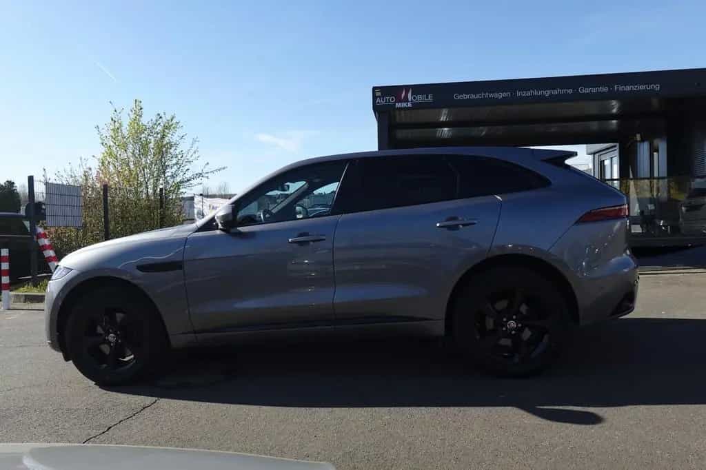Jaguar F-Pace R-Dynamic S AWD 1-Hand +PANORAMA 05/2021-photo-2