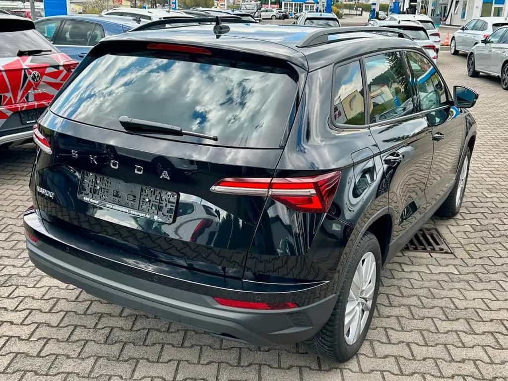 Skoda Karoq Selection DSG DplBoden ElektrHeck Kamera 06/2024-photo-5