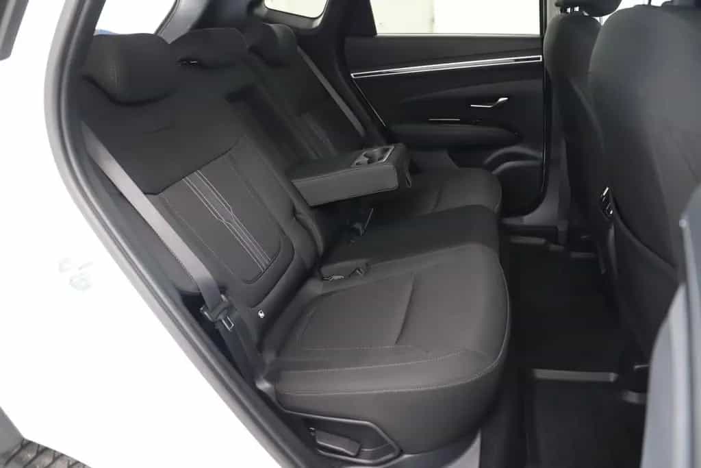 Hyundai TUCSON 1.6 48V 150PS Automatik Keyless Carplay 09/2022-photo-11