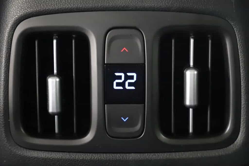Hyundai TUCSON 1.6 48V 150PS Automatik Keyless Carplay 09/2022-photo-28