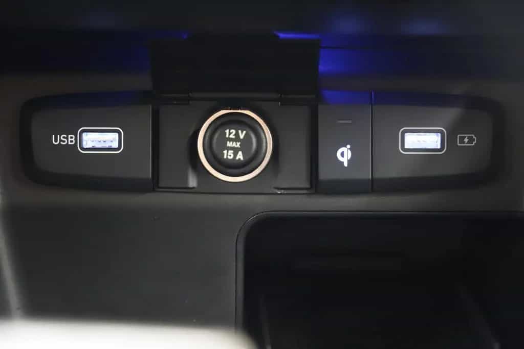 Hyundai TUCSON 1.6 48V 150PS Automatik Keyless Carplay 09/2022-photo-40