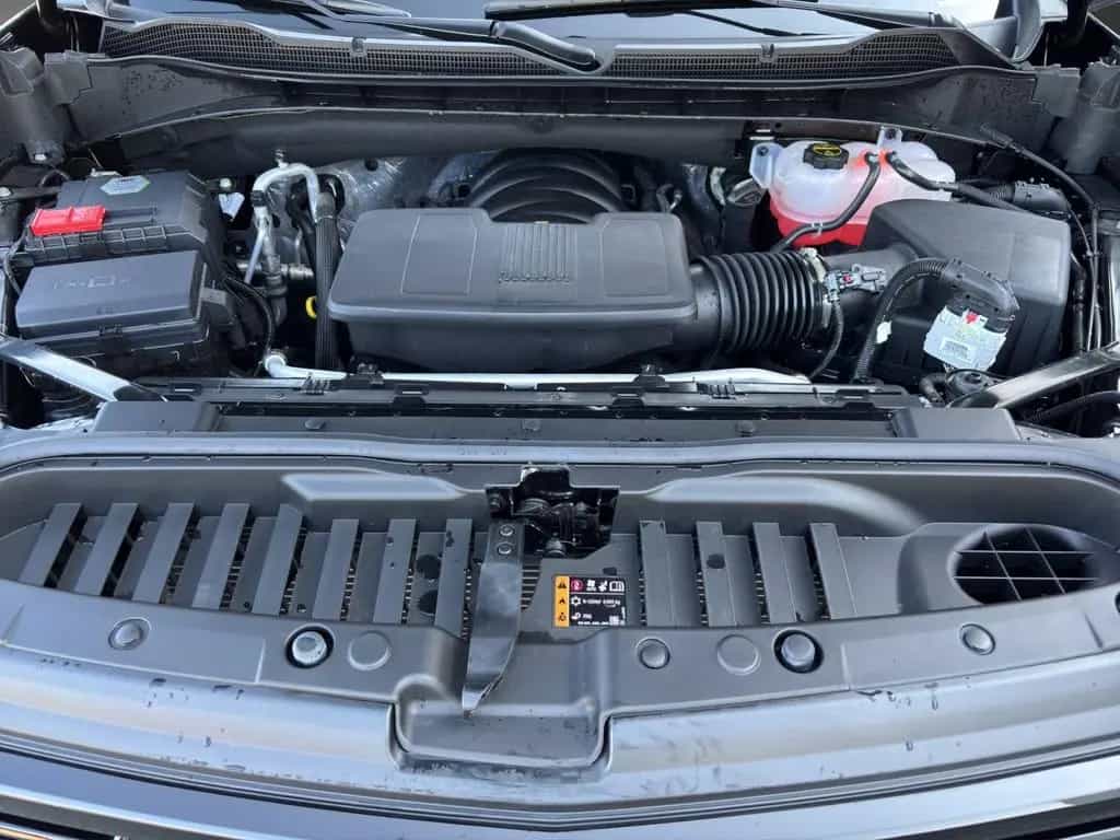 Chevrolet Silverado LT Trail Boss 6,2L V8 08/2025-photo-12
