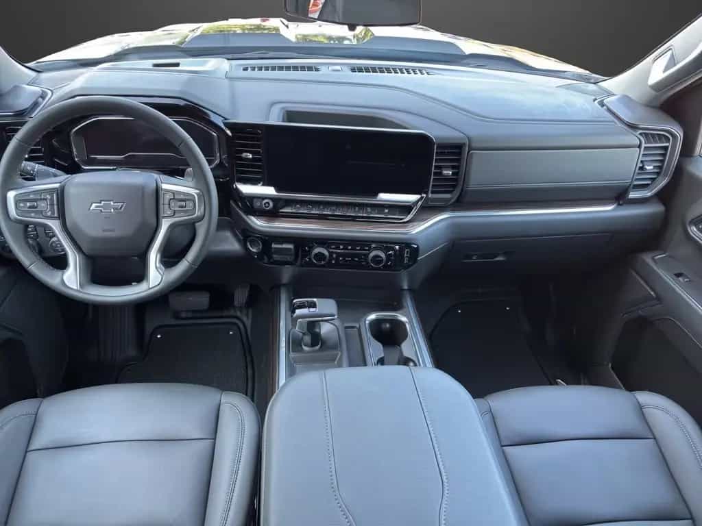 Chevrolet Silverado LT Trail Boss 6,2L V8 08/2025-photo-7