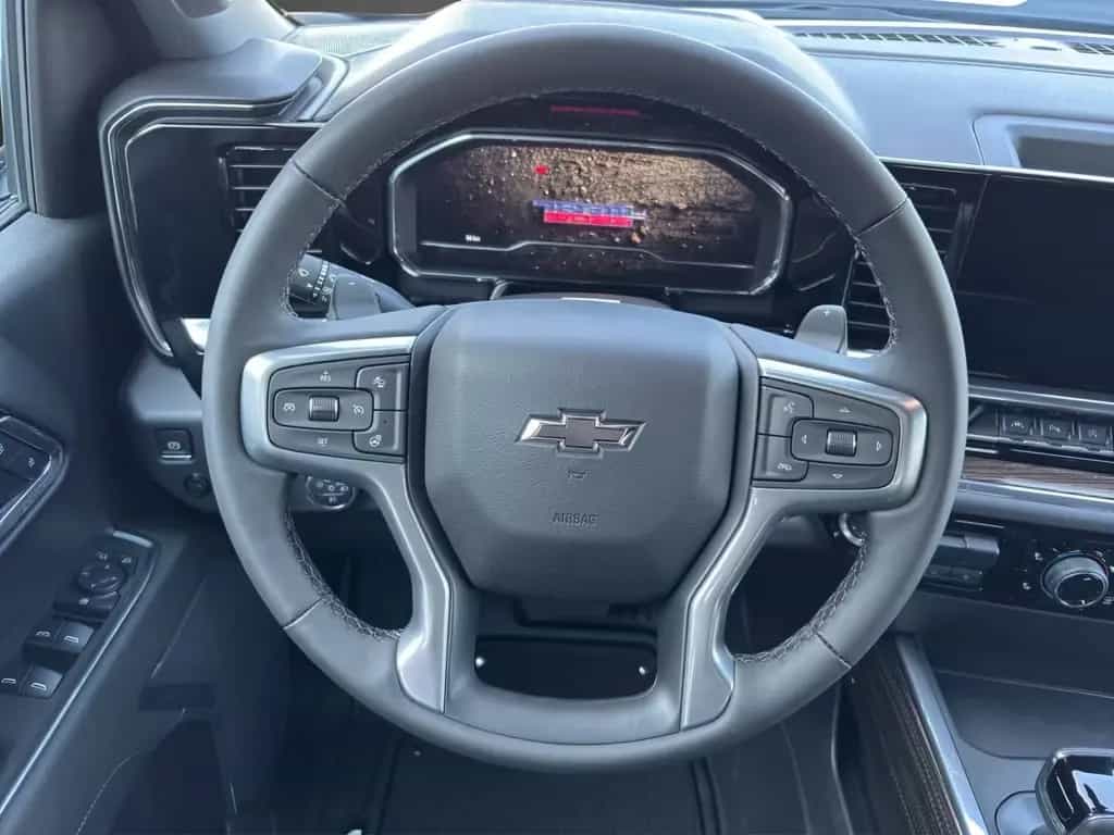 Chevrolet Silverado LT Trail Boss 6,2L V8 08/2025-photo-8