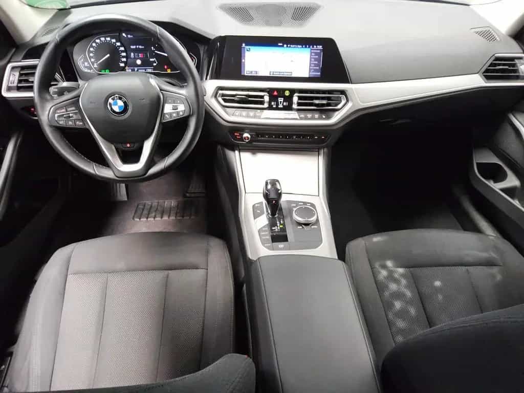 BMW 318 dA Advantage Navi LED LC+ Kamera 01/2021-photo-4