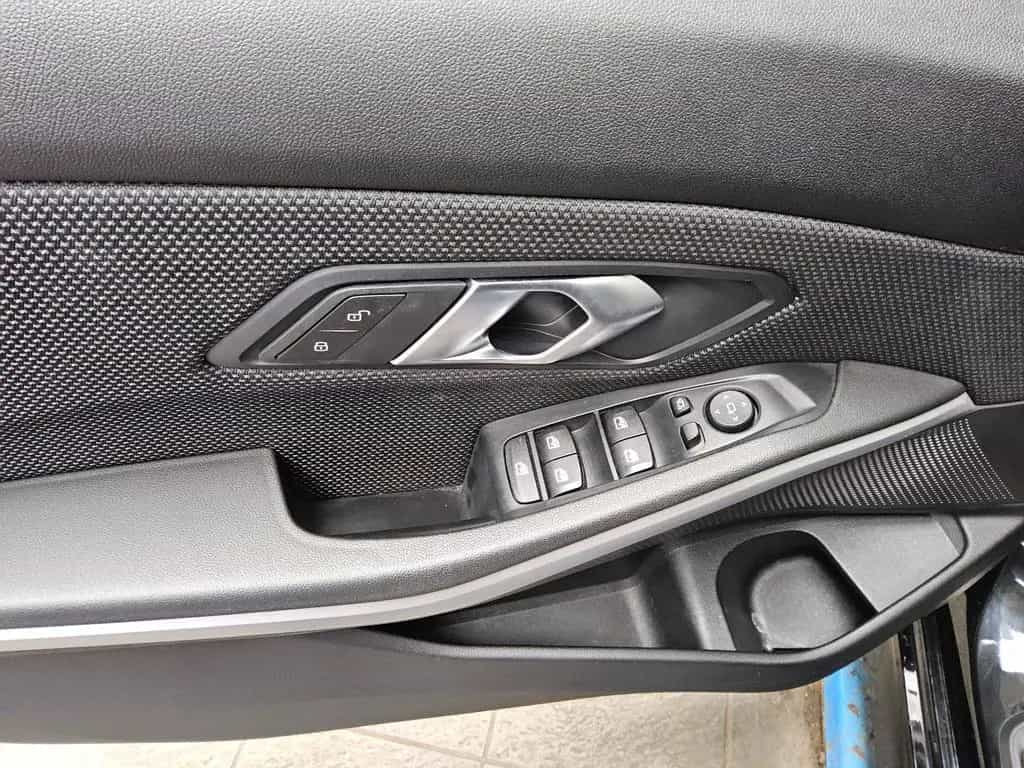BMW 318 dA Advantage Navi LED LC+ Kamera 01/2021-photo-9