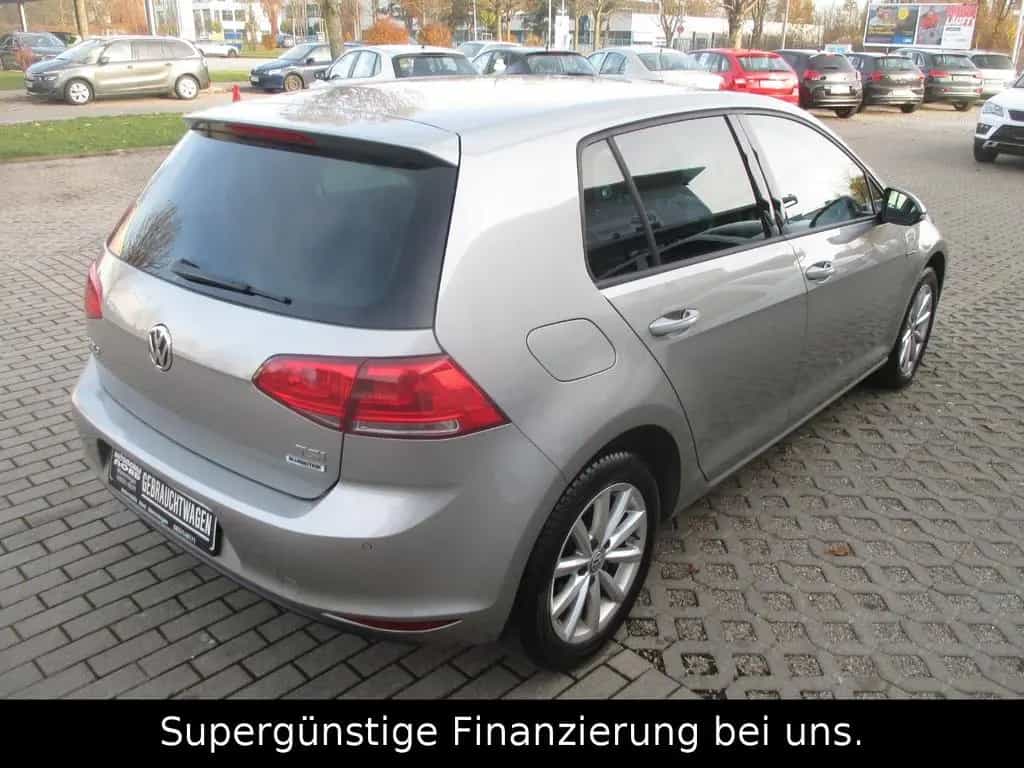 Volkswagen Golf VII Lim. Trendline BMT, 1,2. NAVI,GARANTIE. 03/2017-photo-2